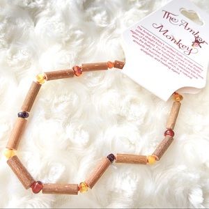 Hazelwood Amber Necklace 10”